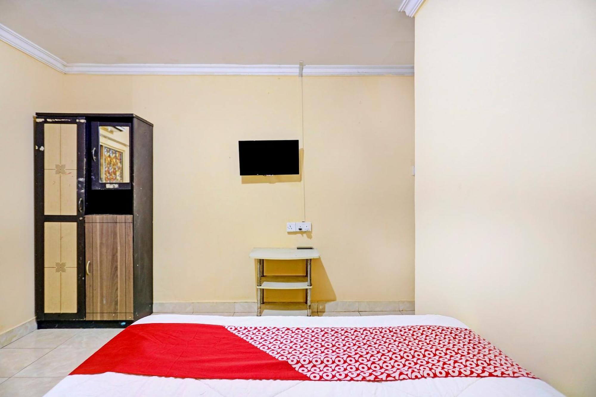 Hotel Oyo 92334 Abi Manyu Syariah Nagoya Esterno foto